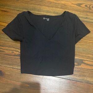 OFFLINE By Aerie Real Me V-Neck Cropped T-Shirt Xs